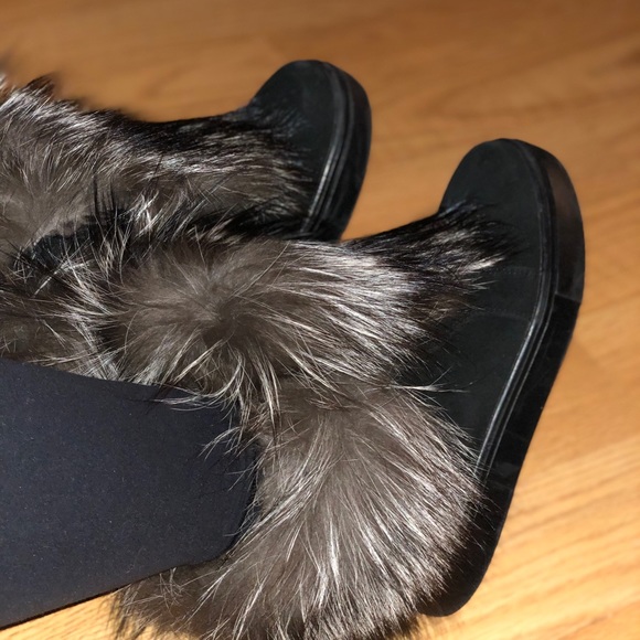 Boots - Picture 2 of 4